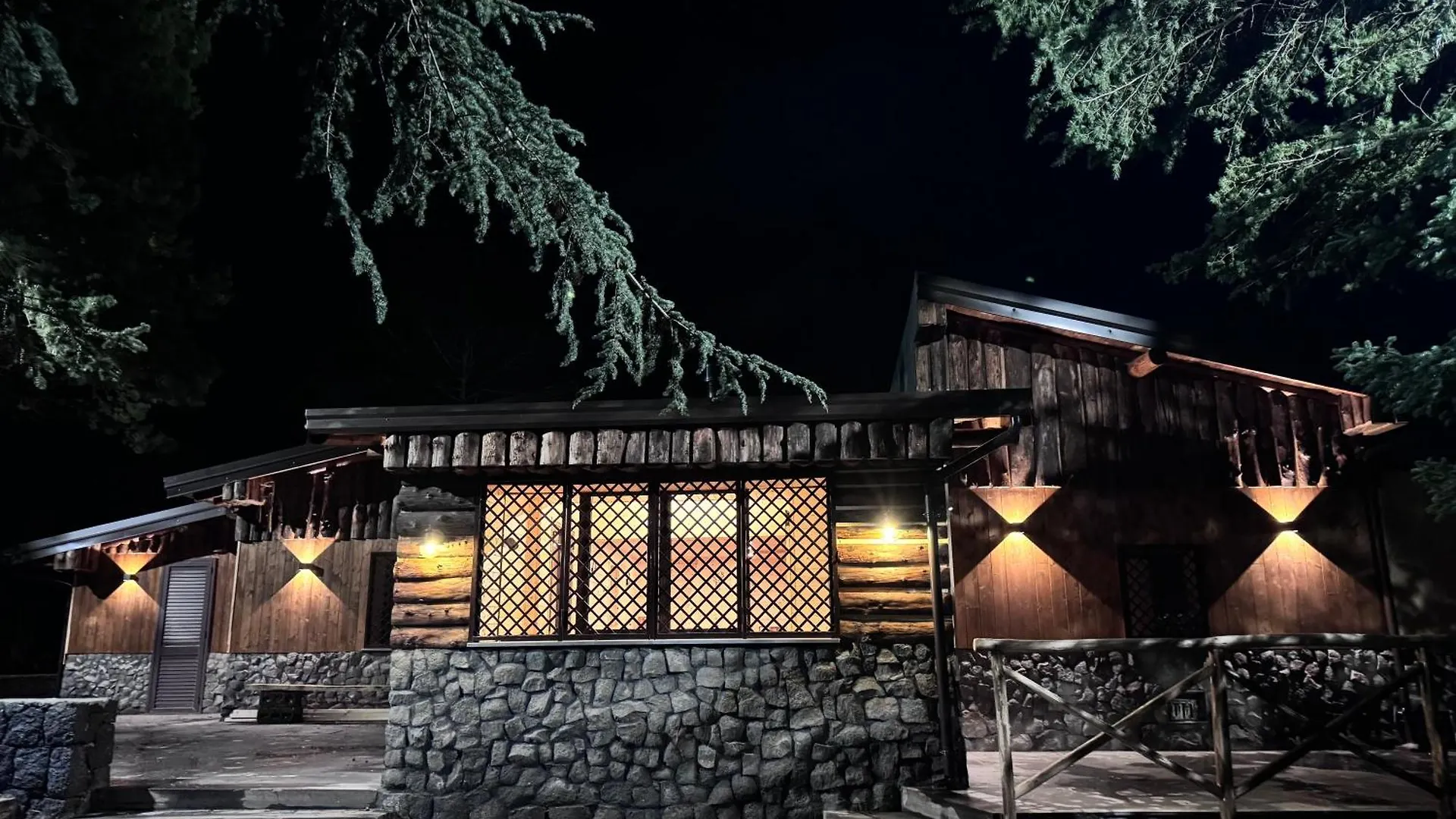 Etna Chalet Nicolosi Italien